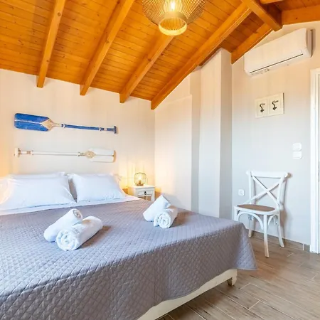 Konstantina Lulas Penthouse شقة
