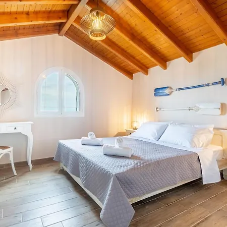 Konstantina Lulas Penthouse